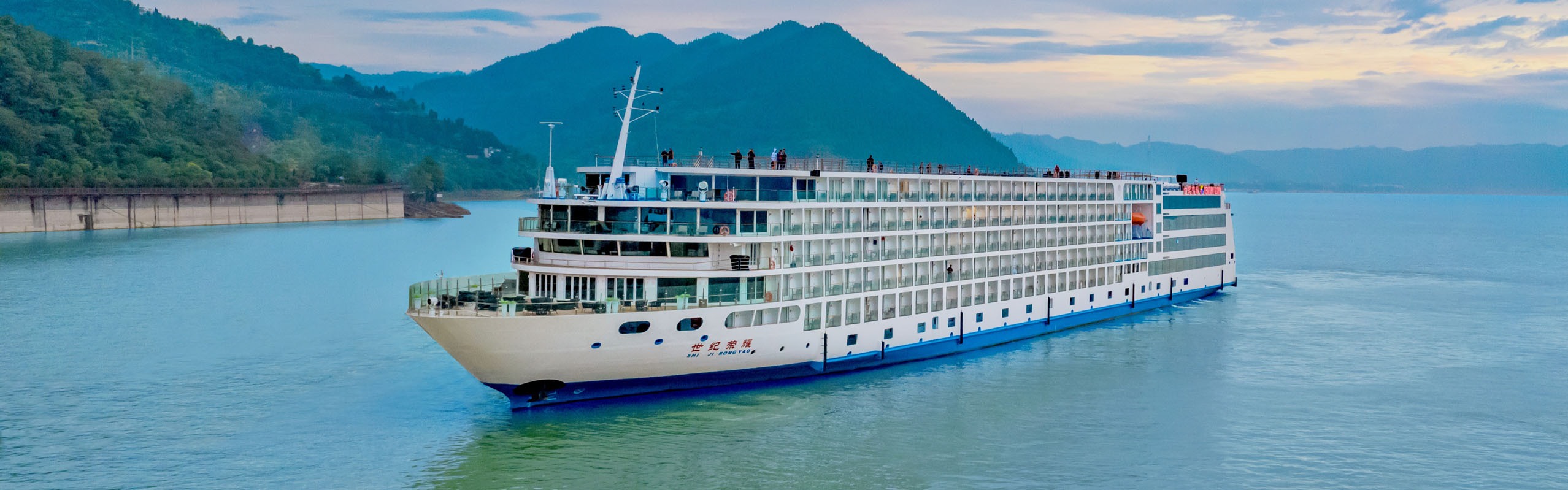 Century Glory - Century Cruises New Flagship River Cruise Ship