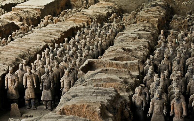 The Terracotta Army: A Complete Guide with Pictures & Infographics